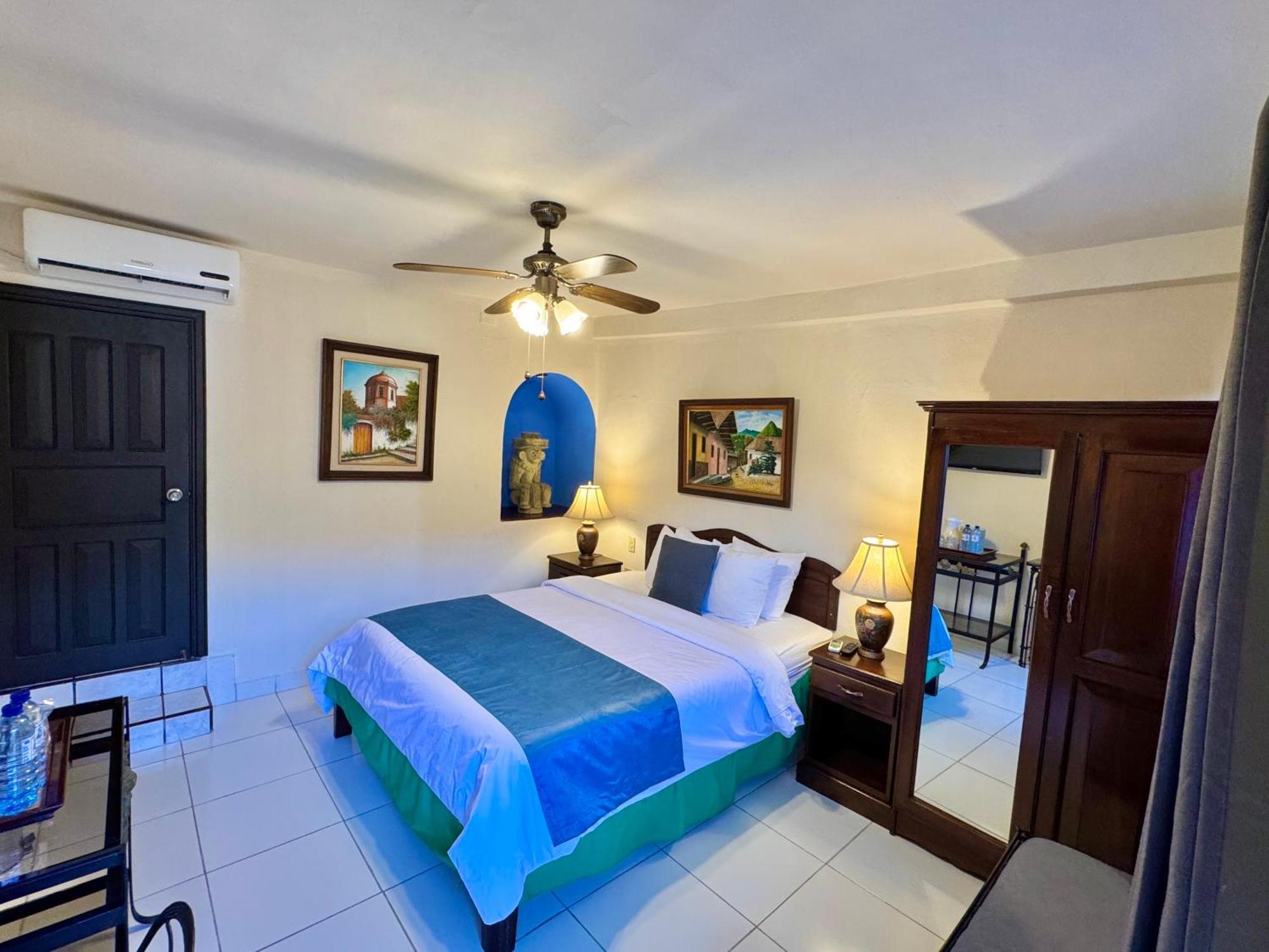 Hotel Camino Maya Copan Ruinas ภายนอก รูปภาพ