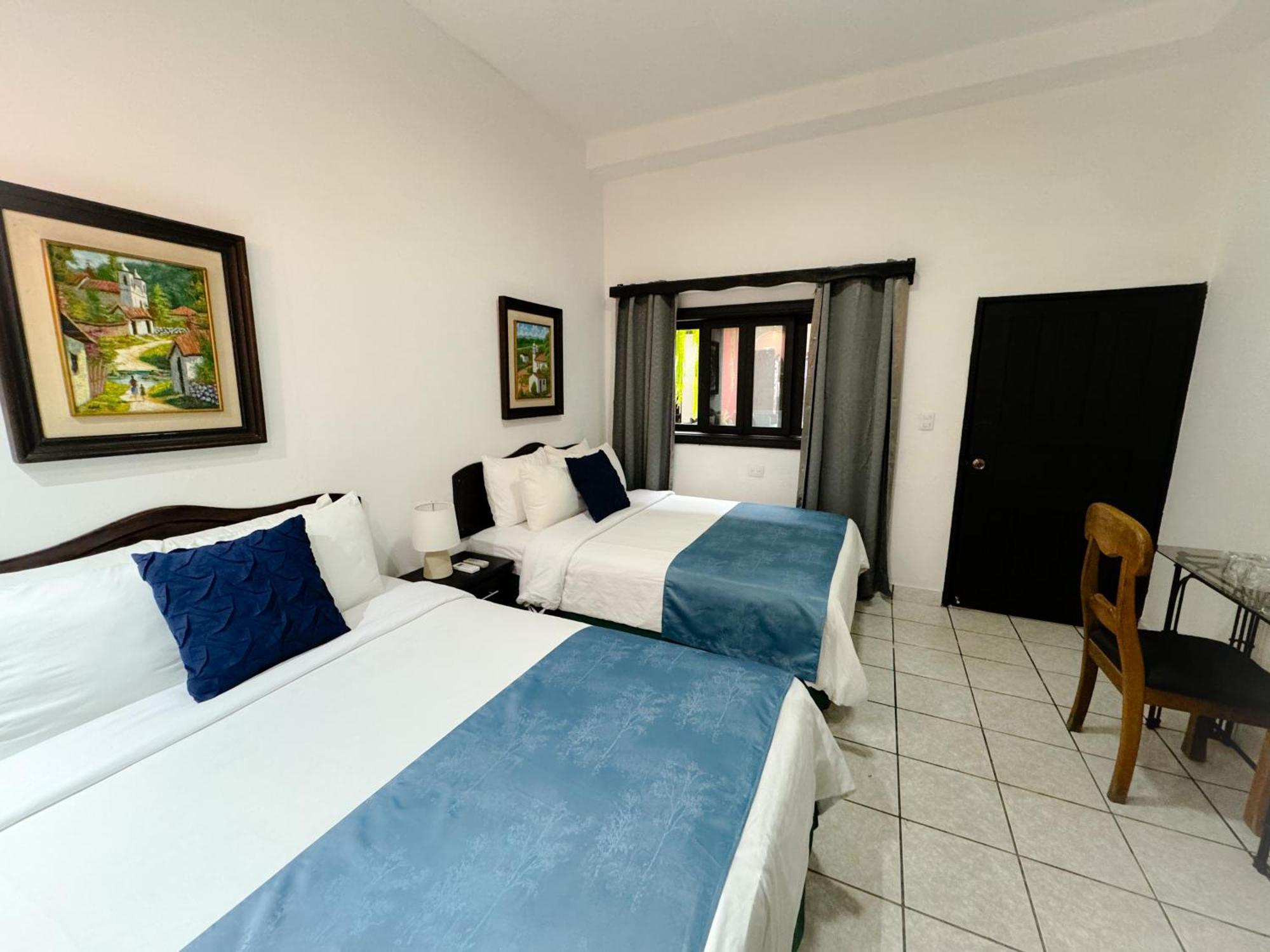 Hotel Camino Maya Copan Ruinas ภายนอก รูปภาพ