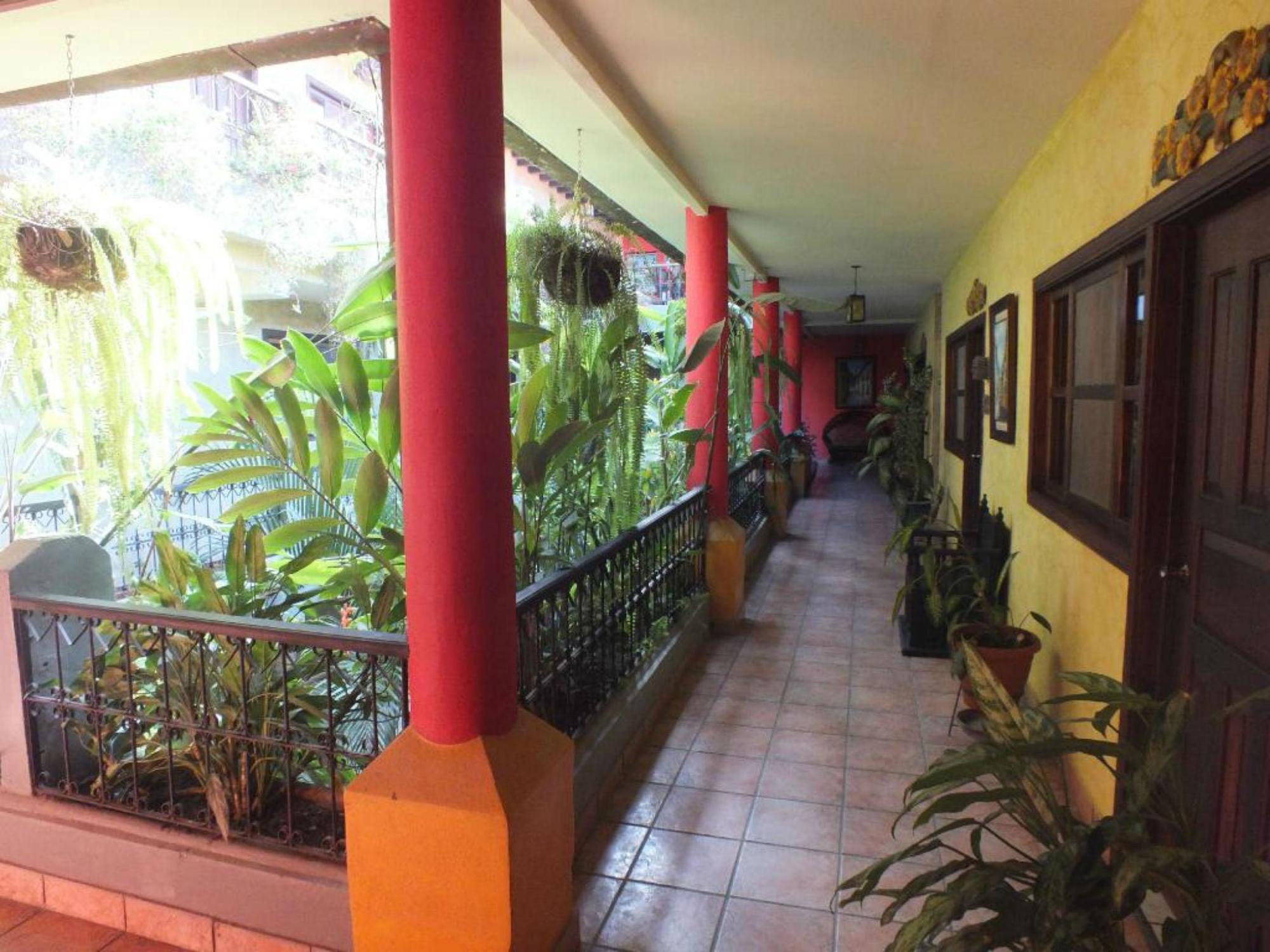 Hotel Camino Maya Copan Ruinas ภายนอก รูปภาพ